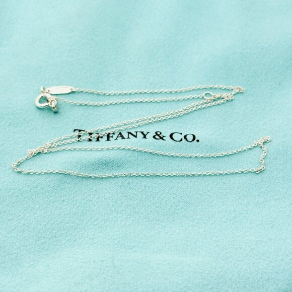 Tiffany & Co 18” Classic Chain Necklace with Mini Padlock in Sterling Silver - Picture 8 of 9